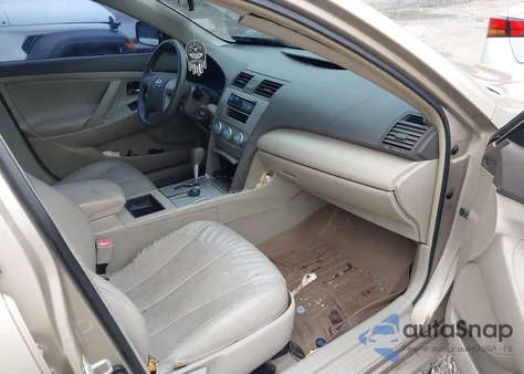 2007 Toyota Camry Le z USA, uszkodzony, nr VIN 4T1BE46K27U527269